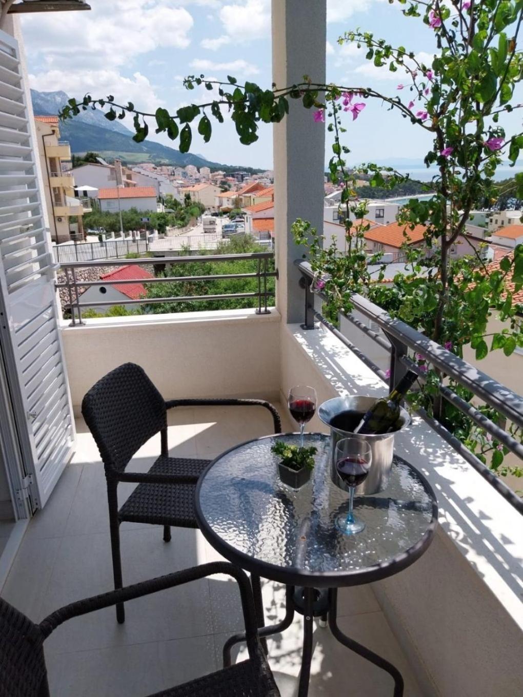 Apartments Josip Baška Voda Dış mekan fotoğraf